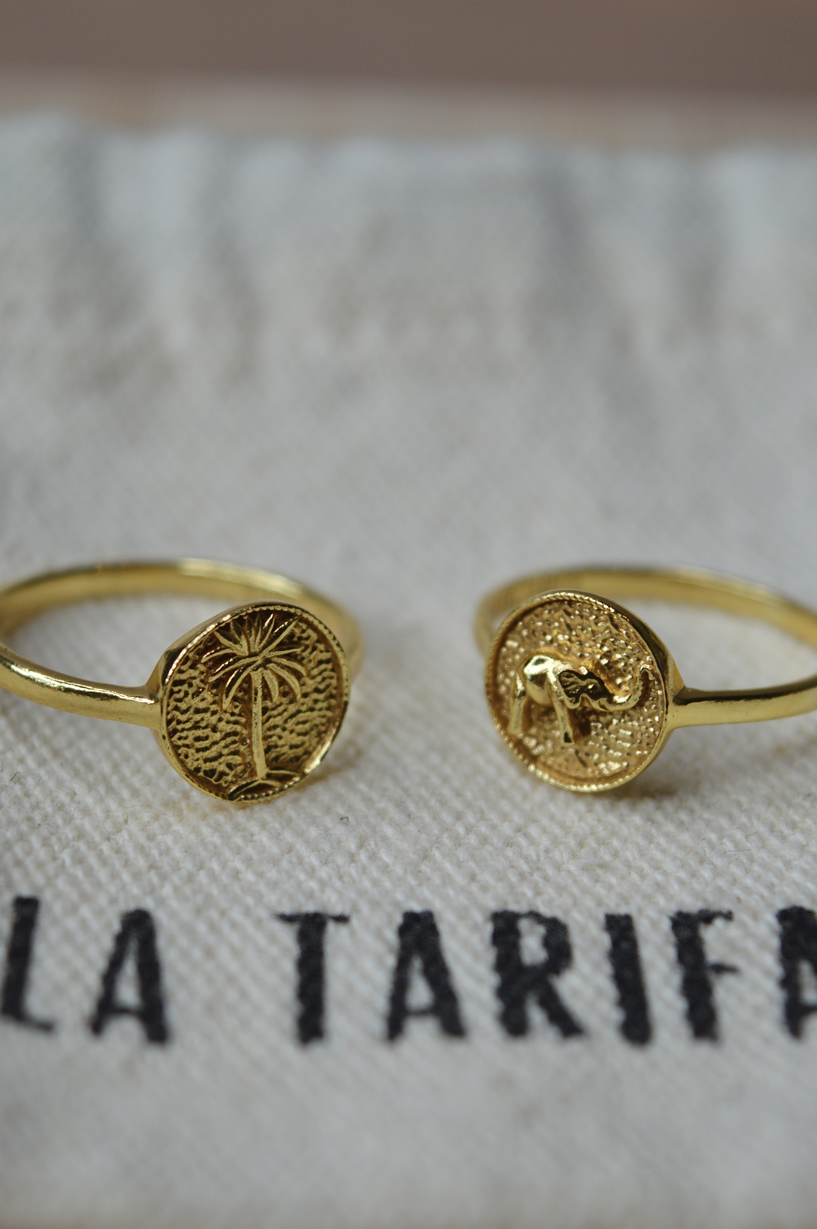 Palm Signet Ring Gold Plated