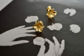 Flower Earstuds Gold Vermeil