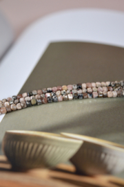 Rhodoniet 2 mm Facet Kubus Kralen