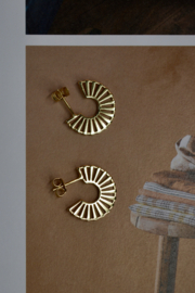 Windmill Semi-Hoop Oorstekers - Gold Vermeil