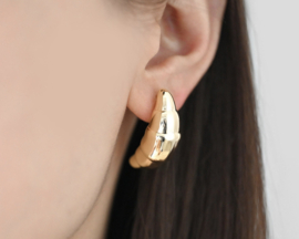 Large Croissant Earstuds Gold Plated