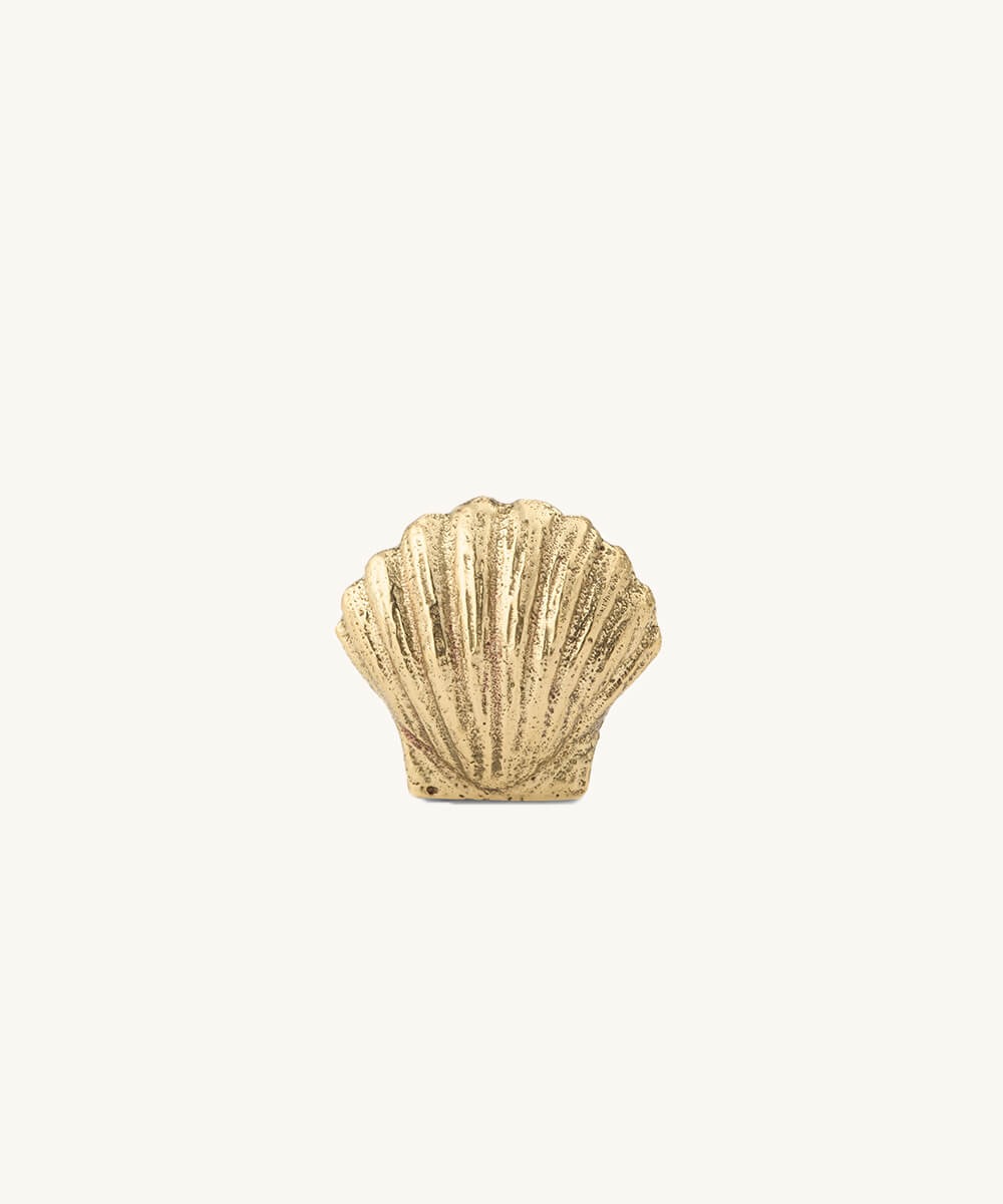 Scarlett Shell Card Holder / Doing Goods