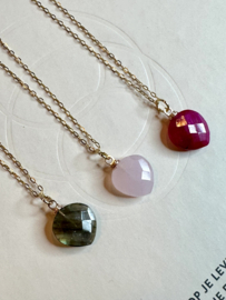 Gemstone Heart Necklace Gold Plated / Ketting