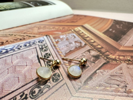 Moonstone Gold Plated Earstuds / Edelsteen Oorstekers