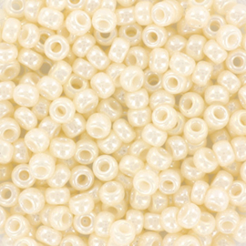 Miyuki Rocailles 3 mm Ceylon Antique Ivory Pearl 592