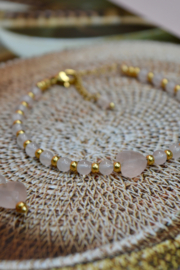 Rozenkwarts Amore Armband