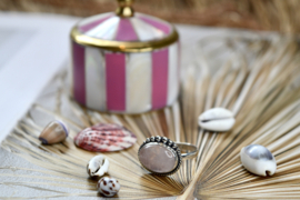 Dotted Oval Rose Quartz Ring / Sterling Silver