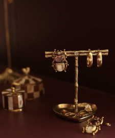 Lolita Bamboo Oorbelhouder / Doing Goods