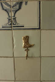 Dallas Cowboy Laars Haak / Doing Goods