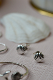 Shell Earstuds Sterling Silver