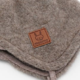 Maximo wolfleece babymutsje  -  Bruin Melange