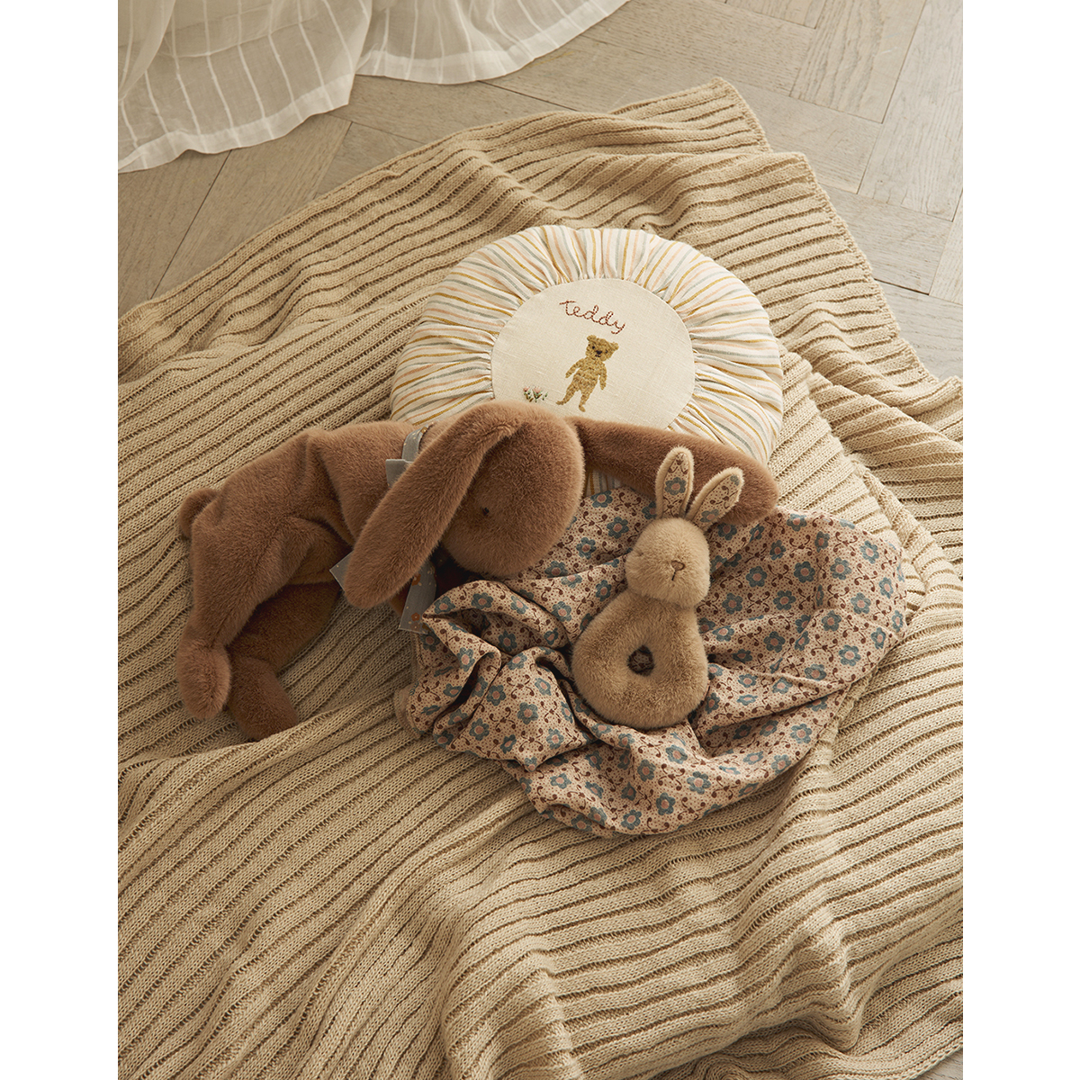 Maileg Sleeping Bunny soft brown