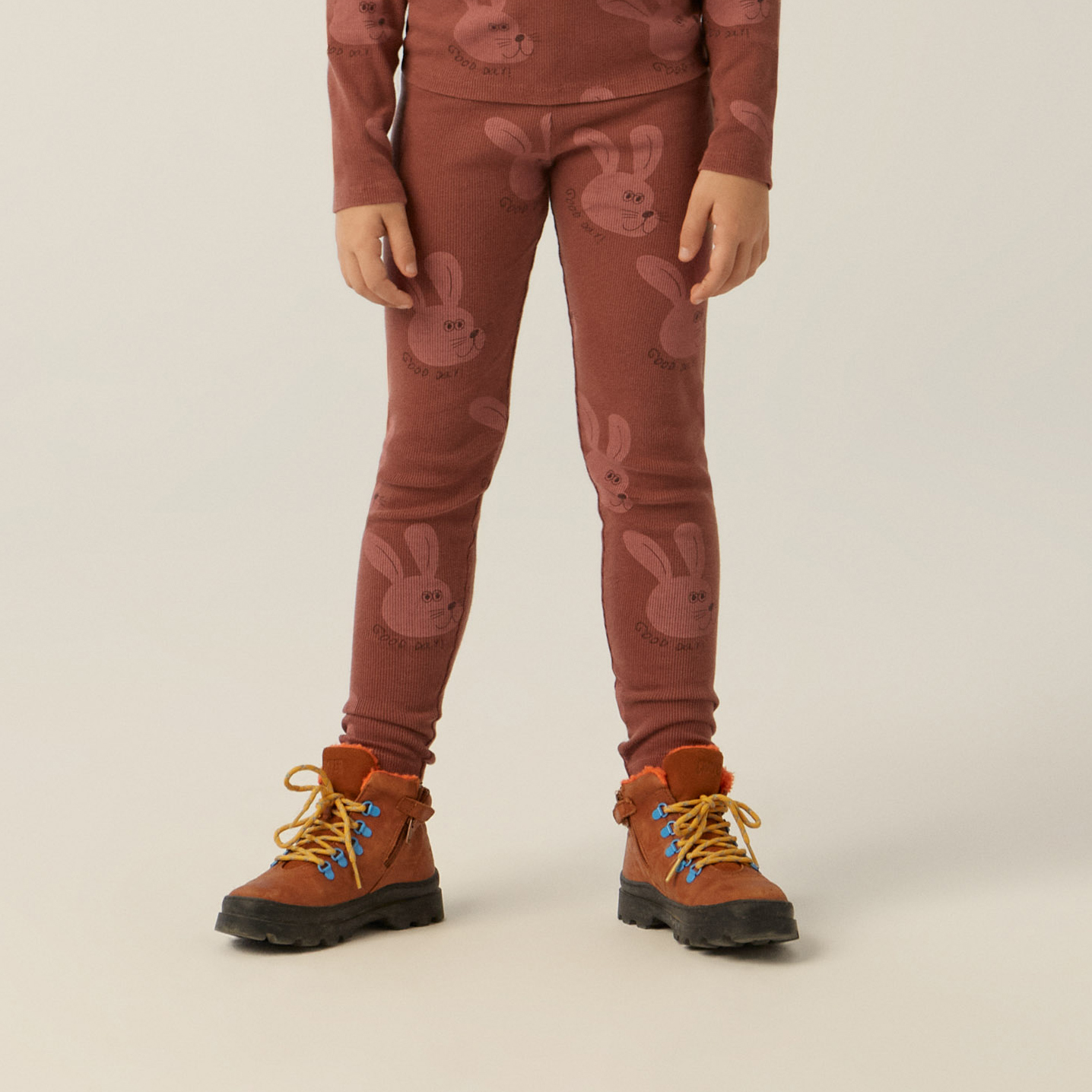 The Campamento Rabbit Brown leggings