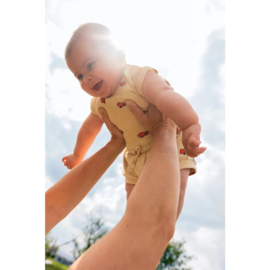 Sproet & Sprout terry baby shorts met appeltjes