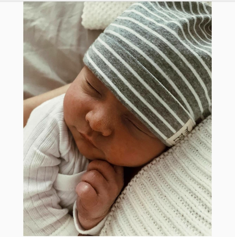 baby knot hats