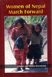 Women of Nepal March Forward - schrijvers: G. en T. Beisenkamp.