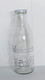 Glazen fles "Wasverzachter"