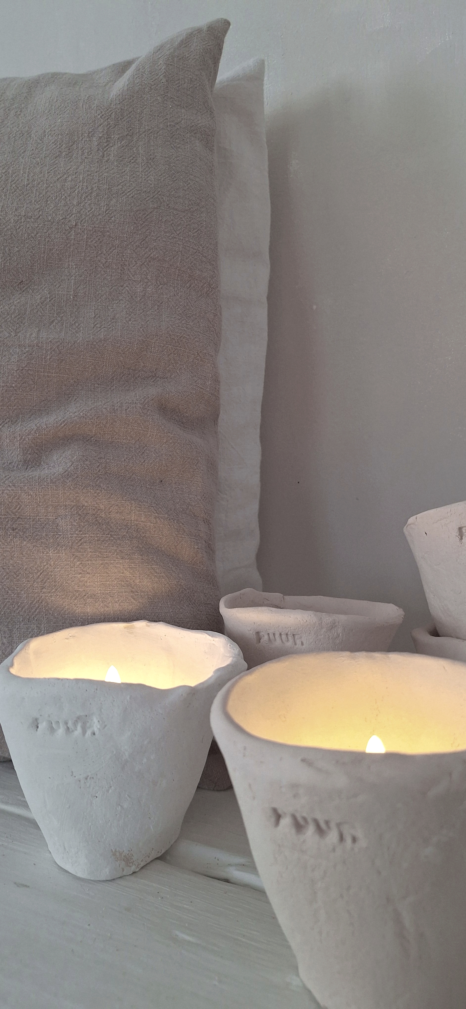 Steingutbecher Licht
