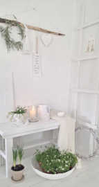 Kastanjehout rek met haakjes