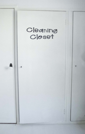 Wandaufkleber Cleaning Closet