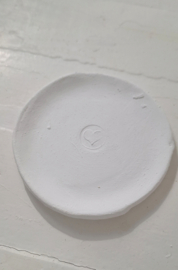 Aardewerk bordje - Hartje relief