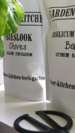 Garden Kitchen - Bieslook