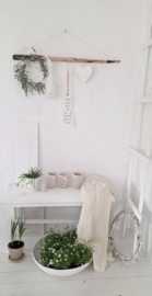 Kastanjehout rek met haakjes