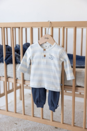 Donkerblauw broekje Feetje