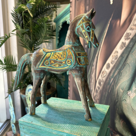 Houten turquoise groen met gouden paard (handgemaakt) ± 32x32cm