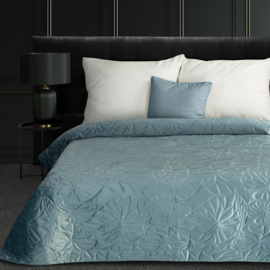 Bedsprei - ijs blauw fluweel met blad motief 280x260cm