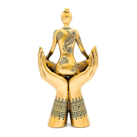 Deco goudkleurig Yoga meditatie handen staand 11,9 x 6 x 22,6 cm