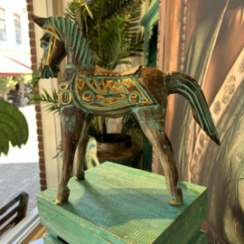 Houten turquoise groen met gouden paard (handgemaakt) ± 32x32cm