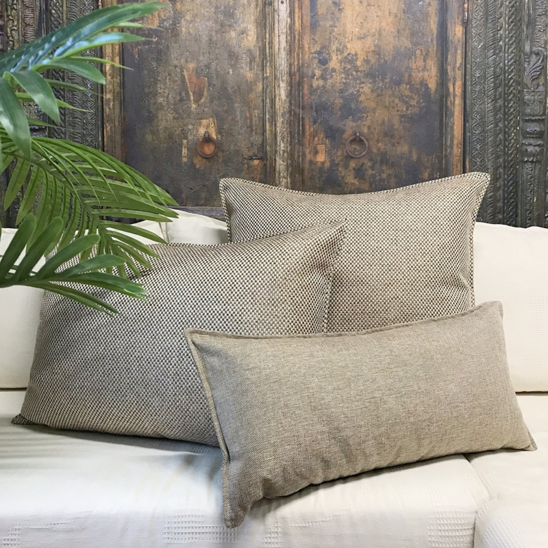 Esperanza Deseo ® - Linnen meubelstof met grote lus 60x60cm | Crème, ivoor en beige kussens | Deseo ®