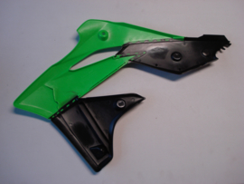 KX250ZDF/ZEF/ZFF/ZGF, 2013 T/M 2016 Shroud - Engine, RH, Green / Ebony nos