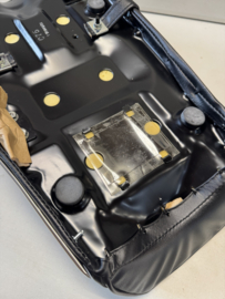 750 H2 - 1972 T/M 1975, Seat - Assy nos