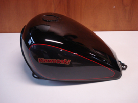 VN750-A4/A5, 1988/1989 Tank - Comp - Fuel, Ebony / Gray nos