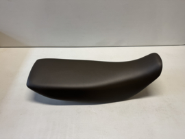 KL250-H1, 1997 Seat - Assy, Dual. S.M.Brown nos