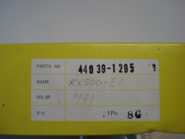 KX500-E9, 1997 & KX500-E12 T/M E16, 2000 T/M 2004 Holder - Fork Upper nos