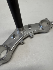 ZX400-F1, 1988 Holder - Fork Under nos