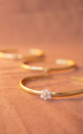 À LA | PEACH MOONSTONE WILD FLOWER | BANGLE