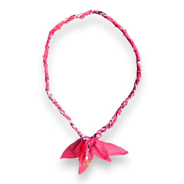 BANDANA NECKLACE | CORAL