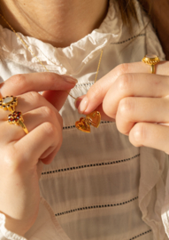 À LA | FLOWER RING GARNET WHITE QUARTZ | ''VINTAGE GOLD''