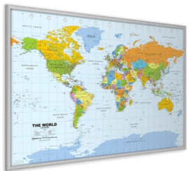 kurk prikbord wereldkaart - zilveren lijst - 60 x 90 cm