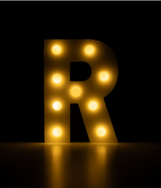 light letter R