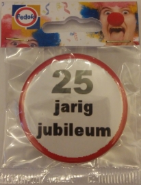 Button 25 jubileum