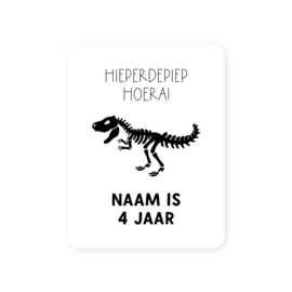 54x70mm gepersonaliseerde sticker • Hieperdepiep hoera! Naam is .. jaar - Dino