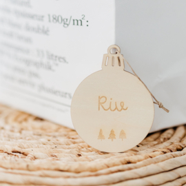 Gepersonaliseerde kerstbal gegraveerd • Naam met kerstbomen