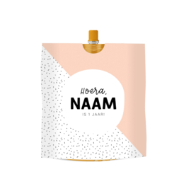 Knijpfruit wikkel printable | Hoera, Naam is 1 jaar! • Confetti peach