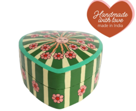 All The Luck In The World - Hartvormig Doosje met Strepen en Bloemen