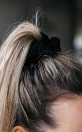 Scrunchie Double Stitched "GLITTER" - Black